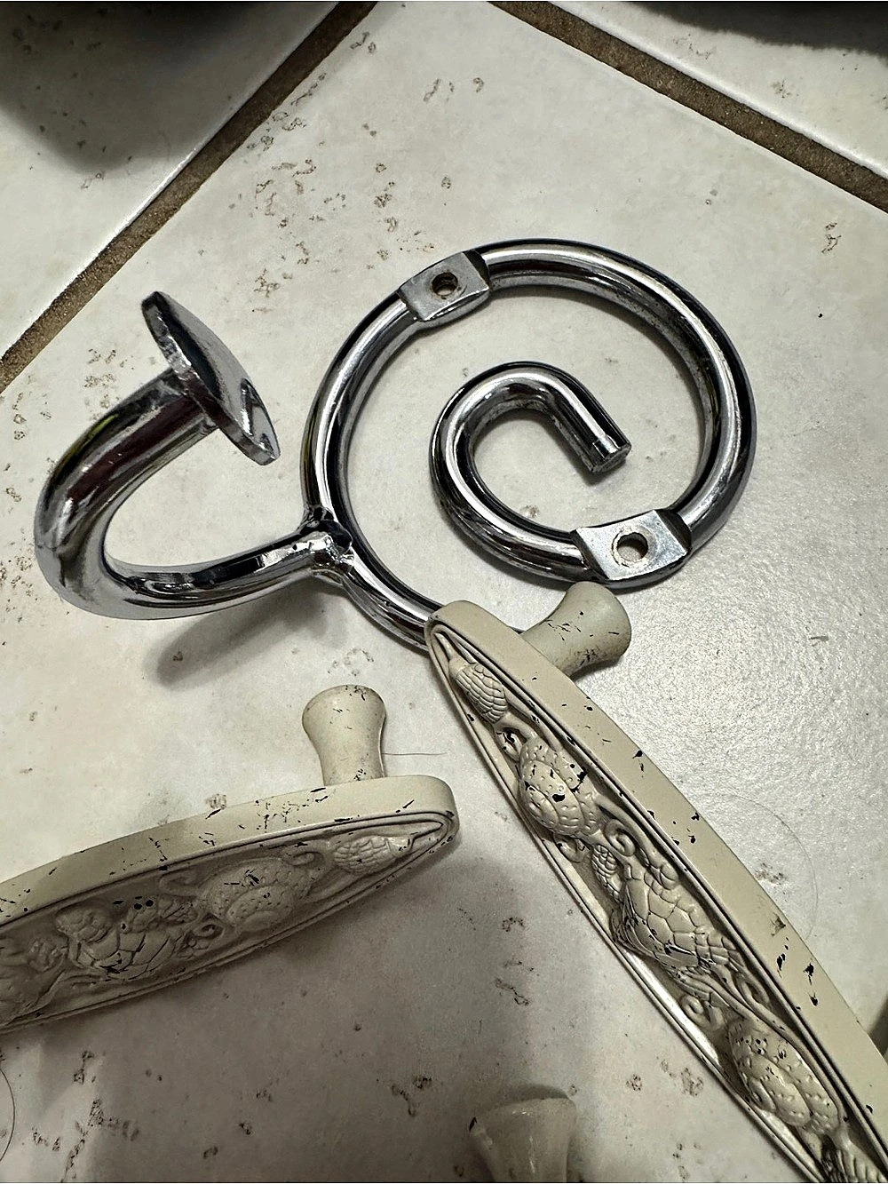 Bathroom Hardware - Picture 3 of 5